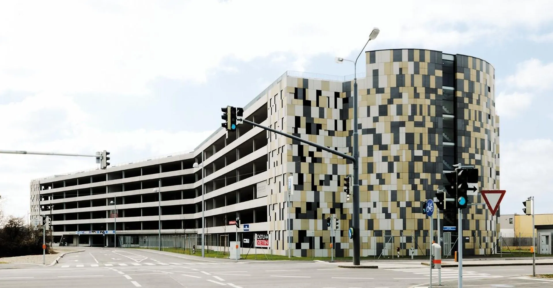 Smart-Schoen-Guenstig,Naehe U1 & Park And Ride ! Vienna 0*,  Austria