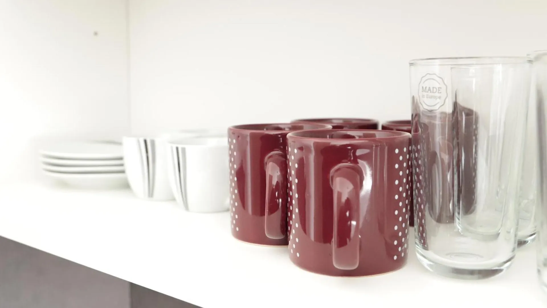 Apartment Smart-Schoen-Guenstig,Naehe U1 & Park And Ride ! Vienna