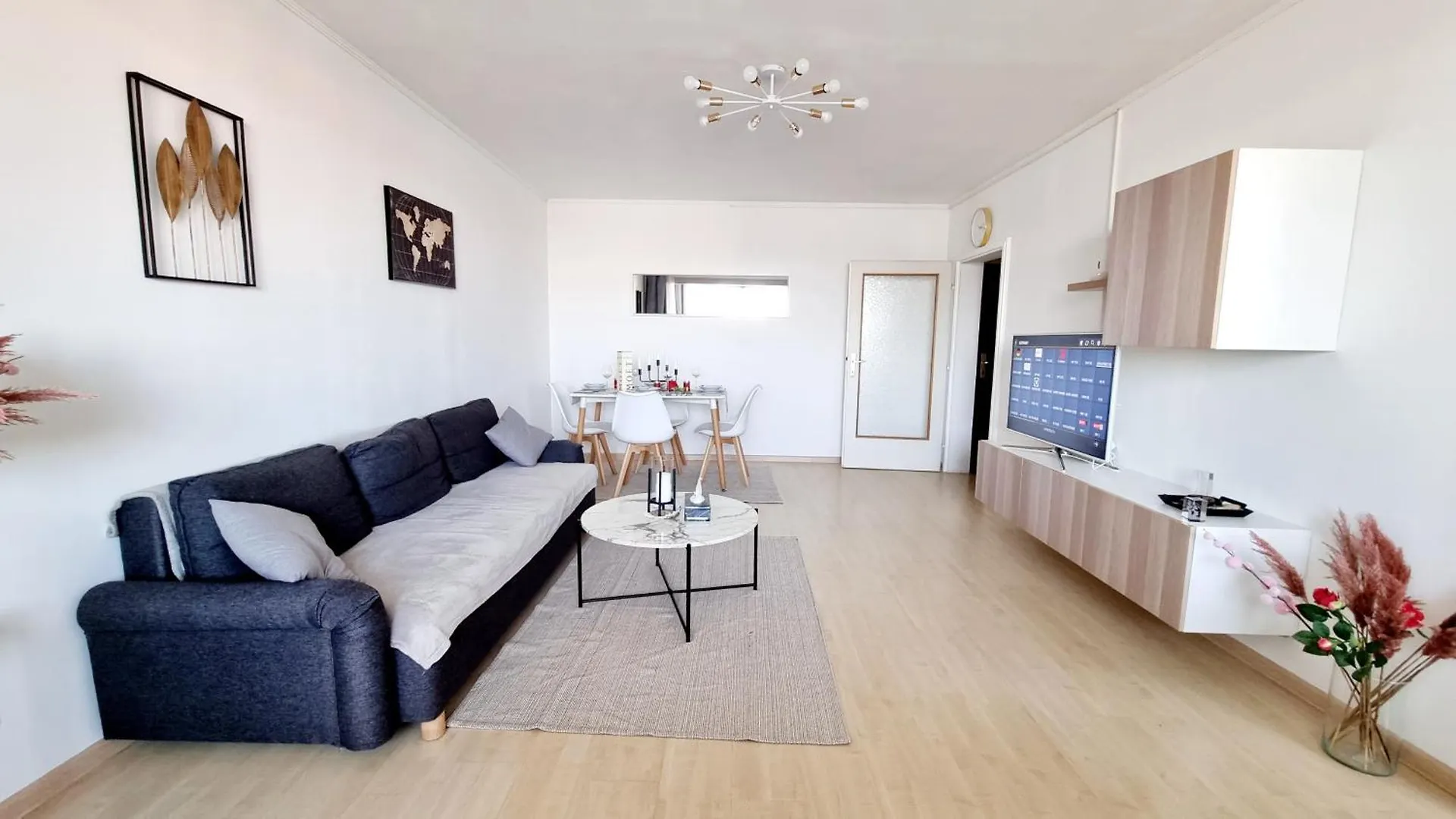 Apartment Smart-Schoen-Guenstig,Naehe U1 & Park And Ride ! Vienna